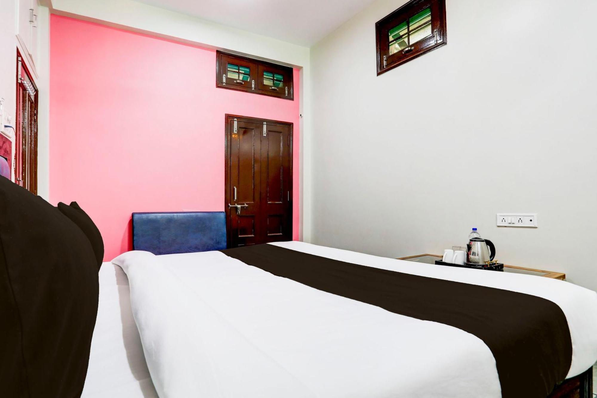 O The Baba Gest House Hotel Indore